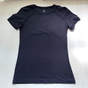 Catago Equestrian Womens Sade Shirt Sz Small Tight Fitted Logo Short Sleeve Top